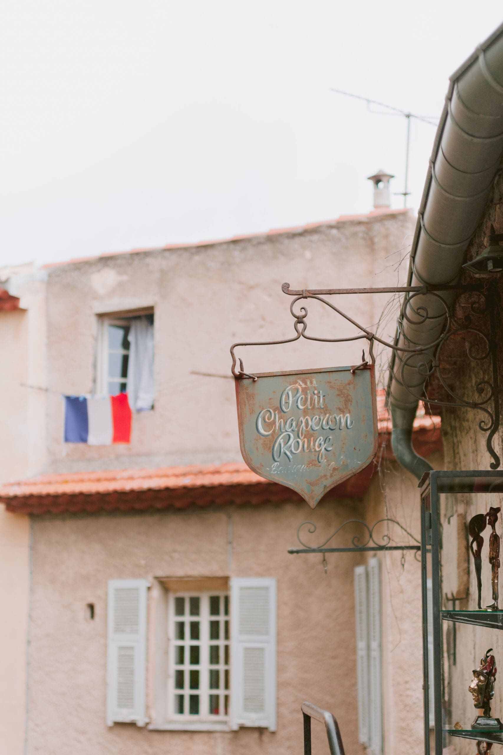 Details of Eze Village